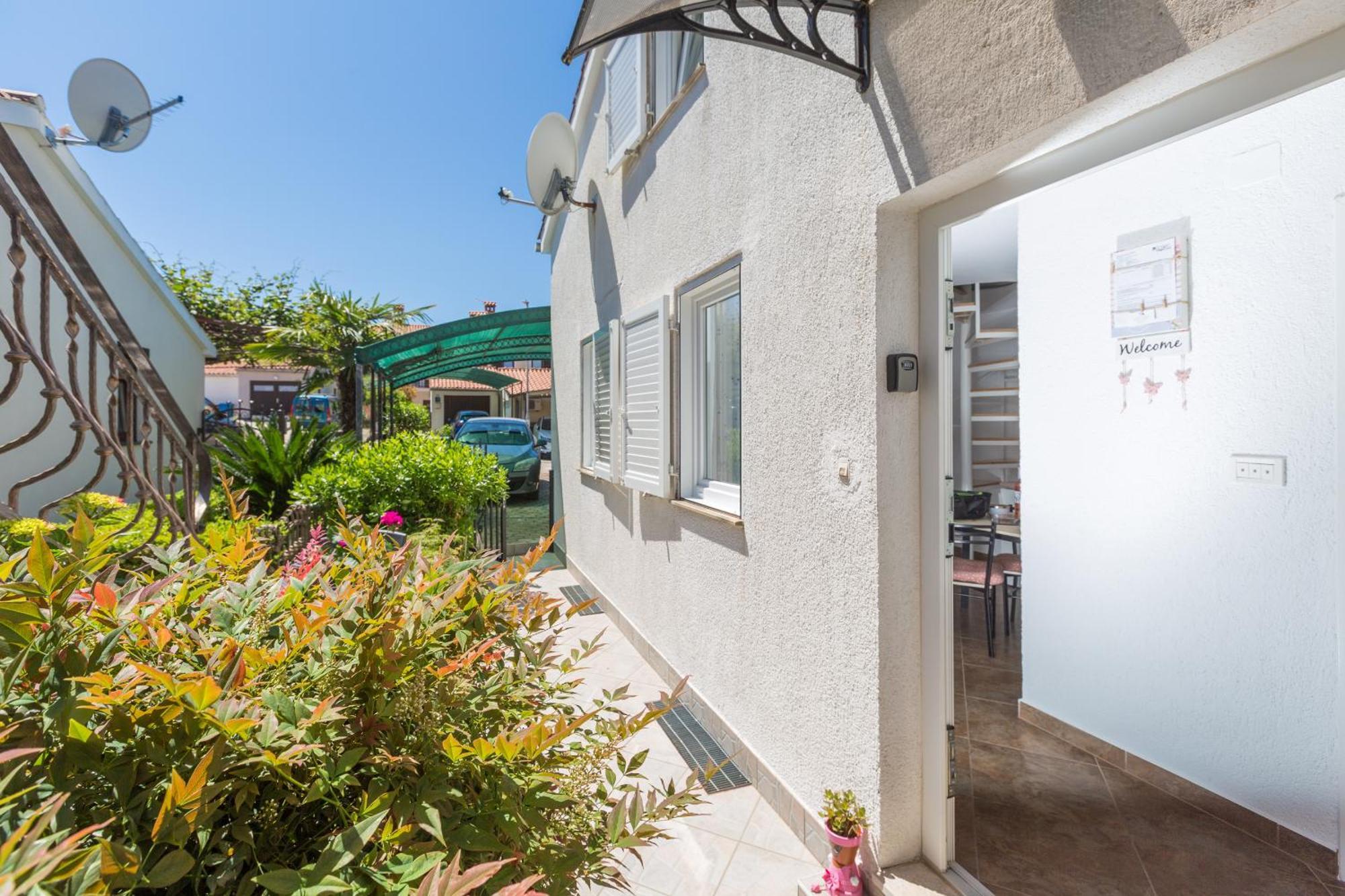 Apartment Leni Near Beach Poreč Exteriör bild
