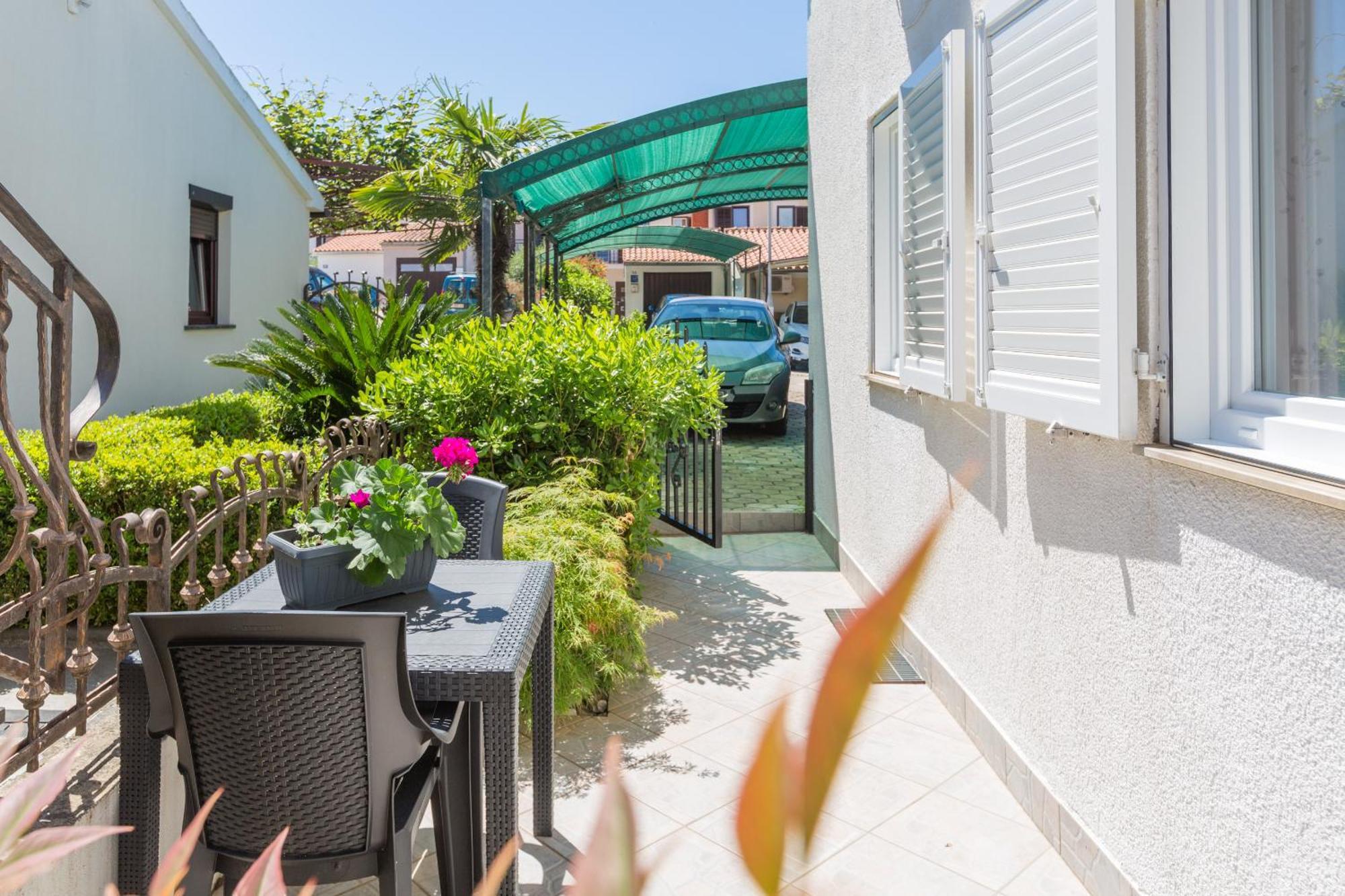 Apartment Leni Near Beach Poreč Exteriör bild
